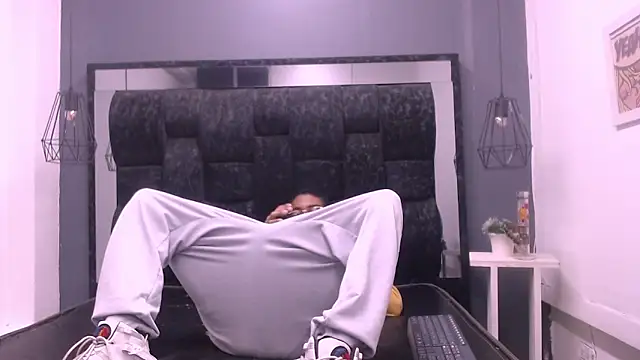 Jose Smoke online show from 03/03/25, 01:53