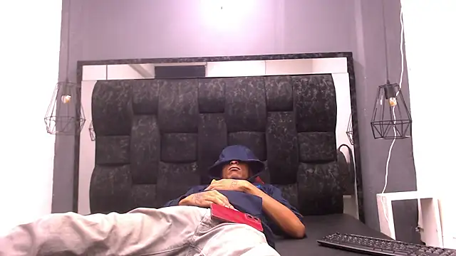 Jose Smoke online show from 10/08/25, 03:15