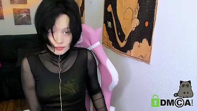 Snapshot of Alina_Mills chatting on 12/13/24, 10:41 Alina Mills online show from 12/13/24, 10:41