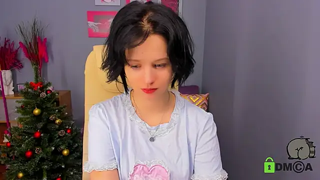 Snapshot of Alina_Mills chatting on 12/25/24, 11:33 Alina Mills online show from 12/25/24, 11:33