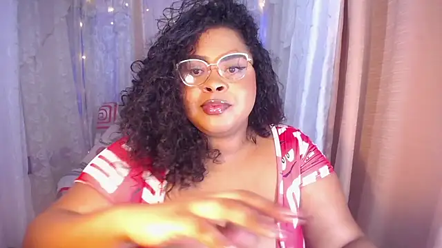 Snapshot of Ana_off_alana chatting on 03/04/25, 02:27 Ana off alana online show from 03/04/25, 02:27