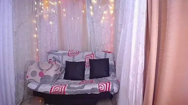 Snapshot of Ana_off_alana chatting on 03/13/25, 03:22 Ana off alana online show from 03/13/25, 03:22