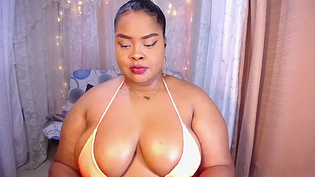 Snapshot of Ana_off_alana chatting on 03/20/25, 11:45 Ana off alana online show from 03/20/25, 11:45