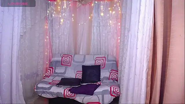 Snapshot of Ana_off_alana chatting on 10/09/25, 10:41 Ana off alana online show from 10/09/25, 10:41