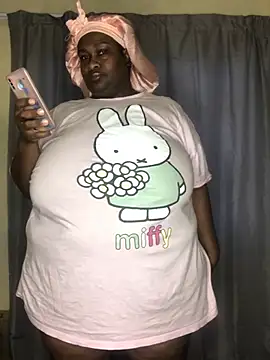 Snapshot of bustytitsxxx chatting on 06/20/26, 03:15 bustytitsxxx online show from 06/20/26, 03:15