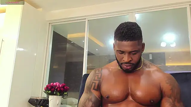 Makonneen online show from 02/26/25, 02:48