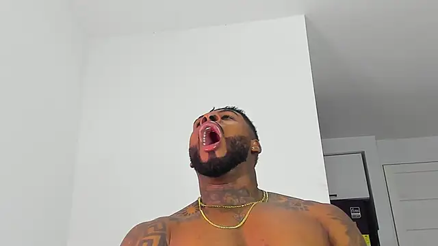 Makonneen online show from 11/27/25, 11:23