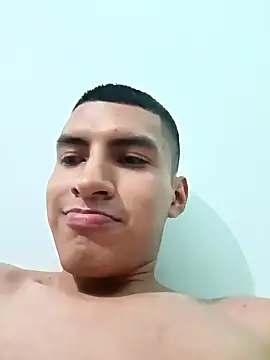 Rogersmit2 online show from 12/20/24, 03:14