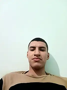 Rogersmit2 online show from 11/26/25, 12:44