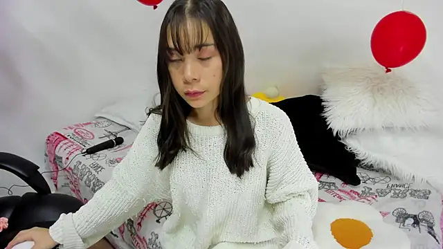 Snapshot of AprilDubois chatting on 02/15/25, 06:55 AprilDubois online show from 02/15/25, 06:55