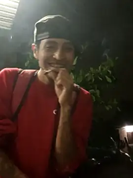 Snapshot of Aqua2312 chatting on 03/15/26, 11:49 Aqua2312 online show from 03/15/26, 11:49