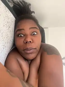 Goddess Nafeesha online show from 12/05/25, 06:37