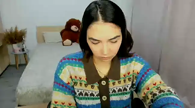 Snapshot of Alexa_Dolly12 chatting on 12/11/24, 05:32 Alexa Dolly12 online show from 12/11/24, 05:32