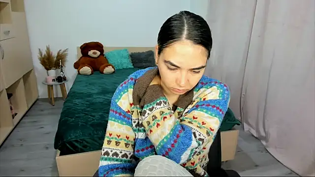 Snapshot of Alexa_Dolly12 chatting on 09/22/25, 05:42 Alexa Dolly12 online show from 09/22/25, 05:42