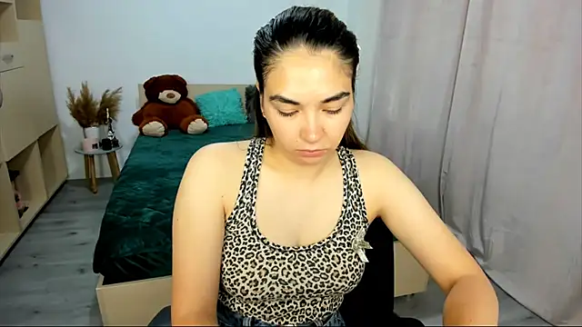 Snapshot of Alexa_Dolly12 chatting on 09/23/25, 05:43 Alexa Dolly12 online show from 09/23/25, 05:43