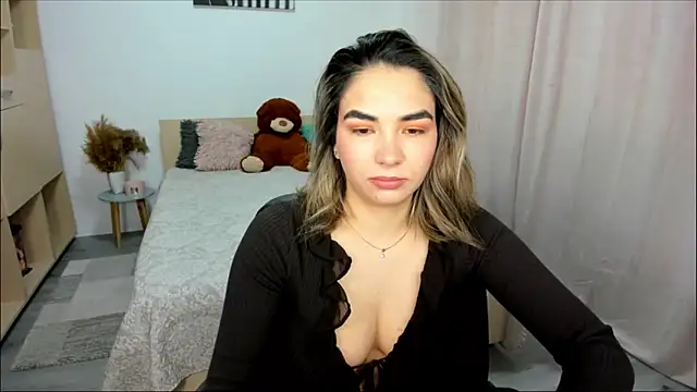 Snapshot of Alexa_Dolly12 chatting on 03/27/26, 06:30 Alexa Dolly12 online show from 03/27/26, 06:30