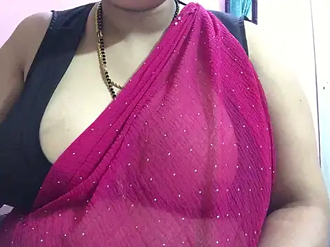 Snapshot of Desi_bhabhiii chatting on 01/16/25, 09:27 Desi bhabhiii online show from 01/16/25, 09:27