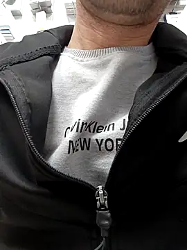 Snapshot of fatih1111 chatting on 12/26/24, 11:43 fatih1111 online show from 12/26/24, 11:43