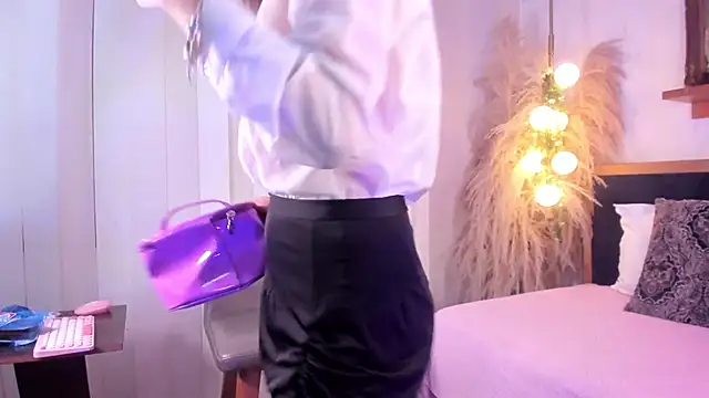 Alice milf  online show from 01/21/25, 02:15