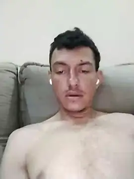 Snapshot of jhomgostosomg chatting on 12/30/24, 11:15 jhomgostosomg online show from 12/30/24, 11:15