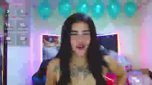 Snapshot of _luna_torres chatting on 02/11/25, 01:09  luna torres online show from 02/11/25, 01:09