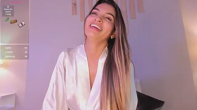 VictoriaNoah  online show from 03/09/25, 01:56