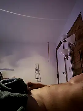 Snapshot of BigDDave6979 chatting on 10/06/25, 05:27 BigDDave6979 online show from 10/06/25, 05:27