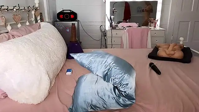 emmagray001 online show from 01/31/25, 04:27