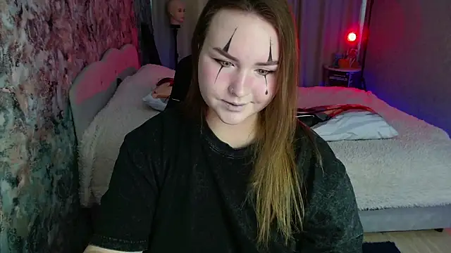 Snapshot of Jenny_Fox chatting on 12/02/25, 07:14 Jenny Fox online show from 12/02/25, 07:14