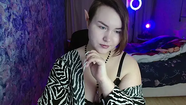 Snapshot of Jenny_Fox chatting on 03/06/26, 01:57 Jenny Fox online show from 03/06/26, 01:57