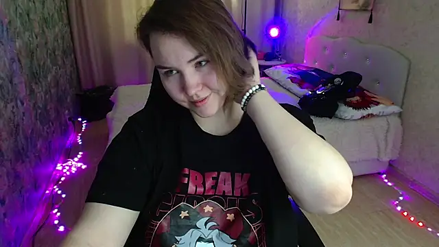 Snapshot of Jenny_Fox chatting on 03/22/26, 03:32 Jenny Fox online show from 03/22/26, 03:32