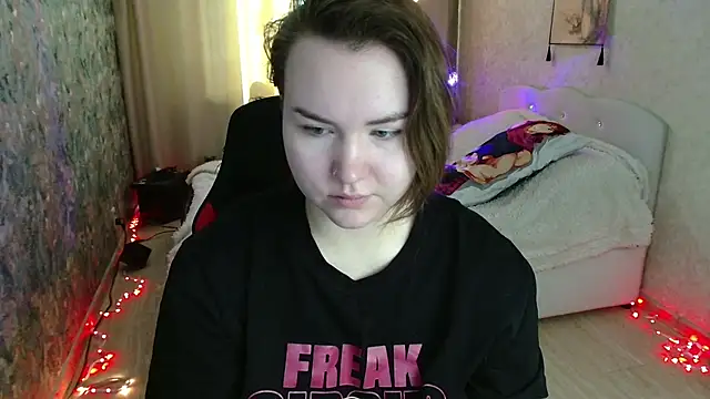 Snapshot of Jenny_Fox chatting on 04/18/26, 03:43 Jenny Fox online show from 04/18/26, 03:43