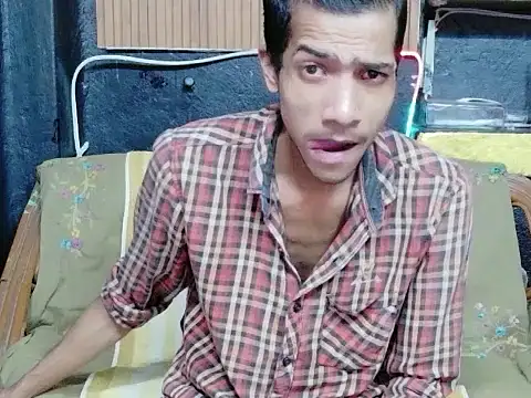 Snapshot of Alex_Suman25 chatting on 07/14/26, 12:46 Alex Suman25 online show from 07/14/26, 12:46