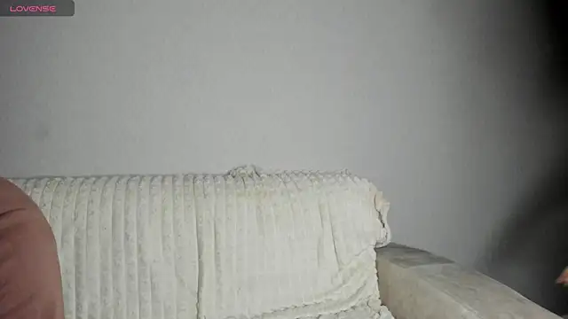 Snapshot of llolilove chatting on 03/03/25, 06:44 llolilove online show from 03/03/25, 06:44