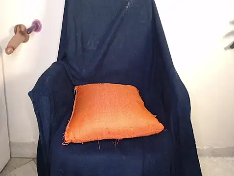 Mamii water online show from 03/11/25, 04:29