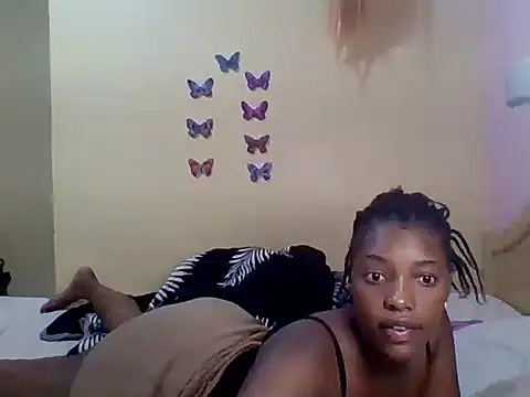 Snapshot of Zara_Twilight chatting on 12/02/24, 05:59 Zara Twilight online show from 12/02/24, 05:59