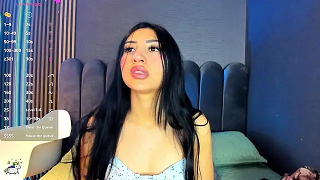 Nicolette ks  online show from 12/03/25, 03:36