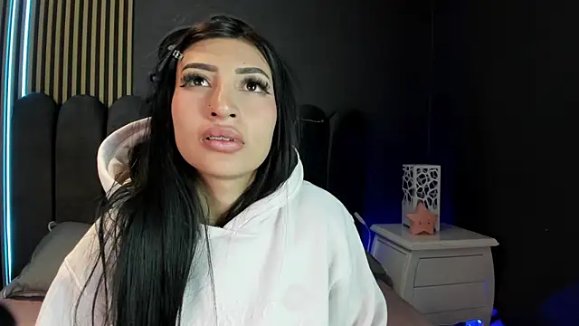 Nicolette ks  online show from 06/13/26, 05:27