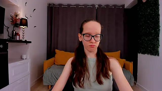 BettyBrowni online show from 02/15/25, 04:12