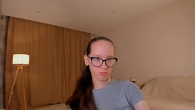 BettyBrowni online show from 10/28/25, 04:31