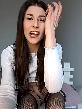 Snapshot of Aisha_Moretti chatting on 02/20/26, 02:50 Aisha Moretti online show from 02/20/26, 02:50