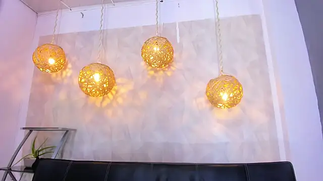 victoria aleia  online show from 01/21/25, 03:15