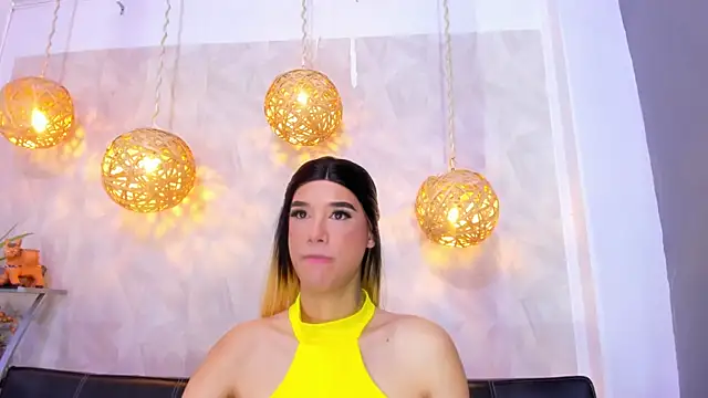 victoria aleia  online show from 02/02/25, 07:46