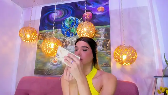 victoria aleia  online show from 03/21/25, 08:29