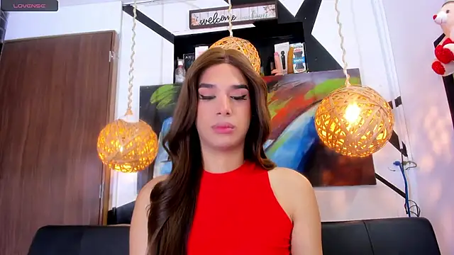 victoria aleia  online show from 11/18/25, 09:30