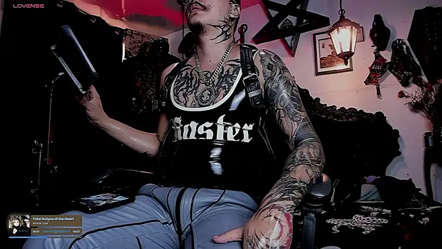 Snapshot of allanhurtss chatting on 02/26/26, 05:45 allanhurtss online show from 02/26/26, 05:45