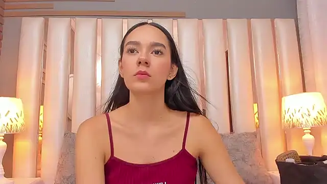 EmmyCruzZ online show from 06/19/26, 07:17