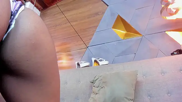 Snapshot of sarah_banks1 chatting on 01/03/25, 11:12 sarah banks1 online show from 01/03/25, 11:12