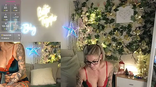 Snapshot of Tatjana_Sue chatting on 12/12/24, 07:59 Tatjana Sue online show from 12/12/24, 07:59