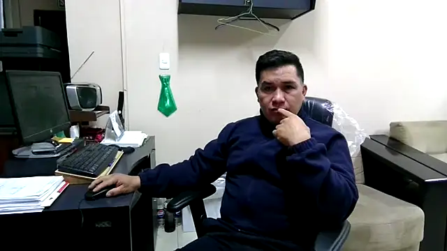 Snapshot of ferchoDC78 chatting on 04/02/26, 04:10 ferchoDC78 online show from 04/02/26, 04:10
